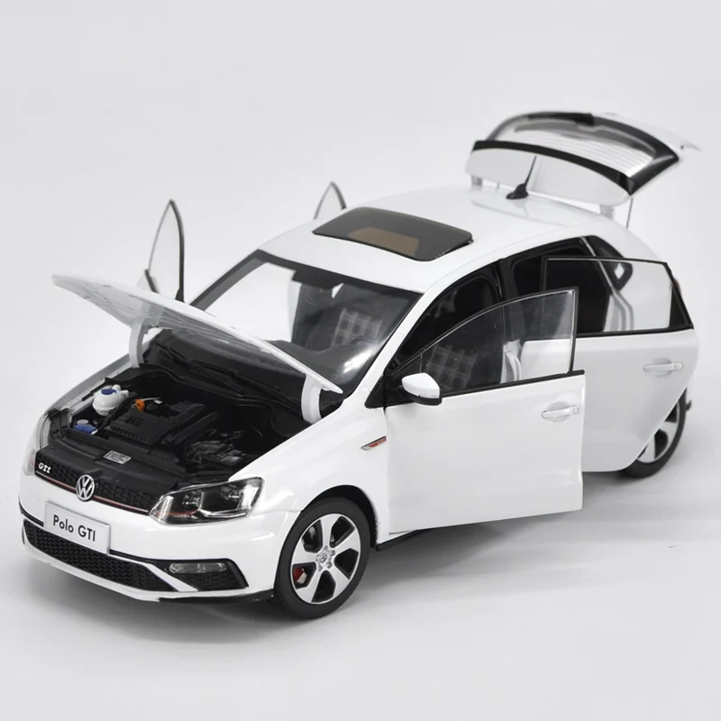 1:18 VW 2015 POLOGTI Литой Сплав литья под давлением модели автомобиля игрушки