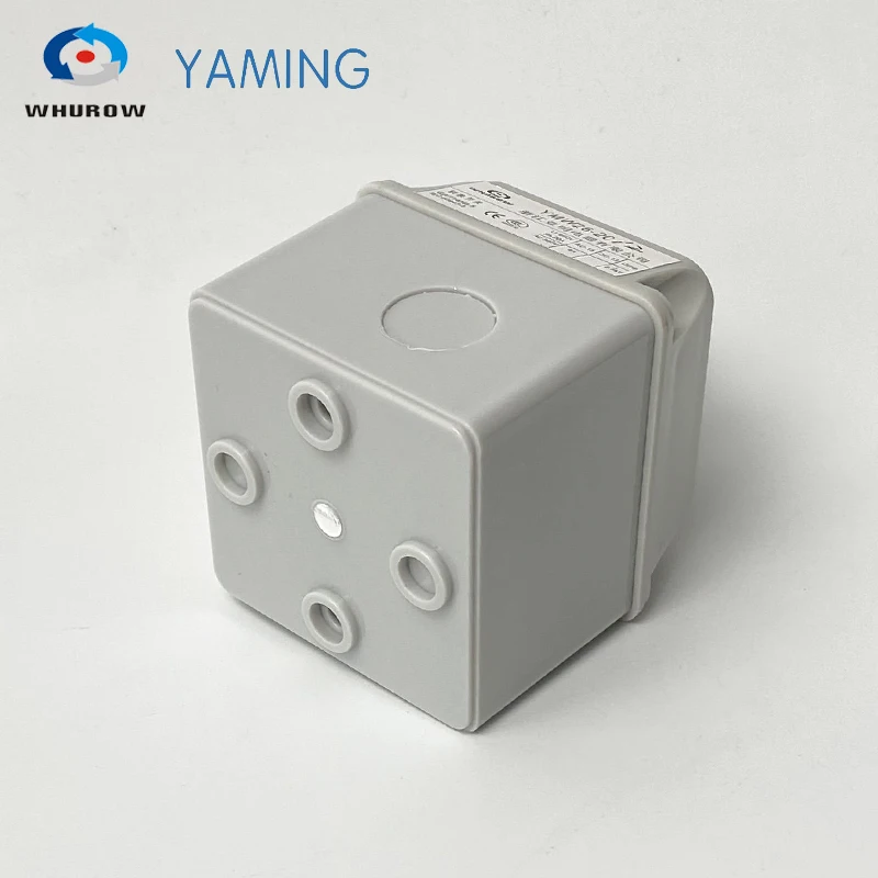 Переключатель главный с кулачковым механизмом смены полюсов Yaming electric YMW26-20/2M IP65, 20А, 2 полюса, 3 положения с водонепроницаемым корпусом.