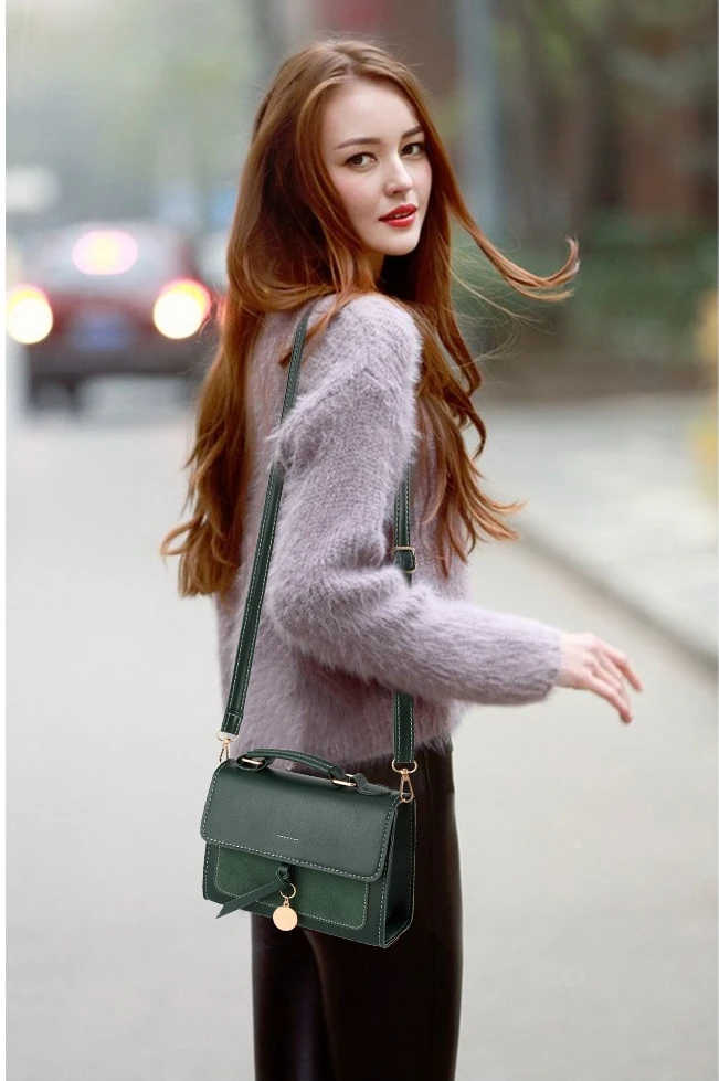 Осенняя новая женская сумка трендовая простроченная универсальная мессенджер