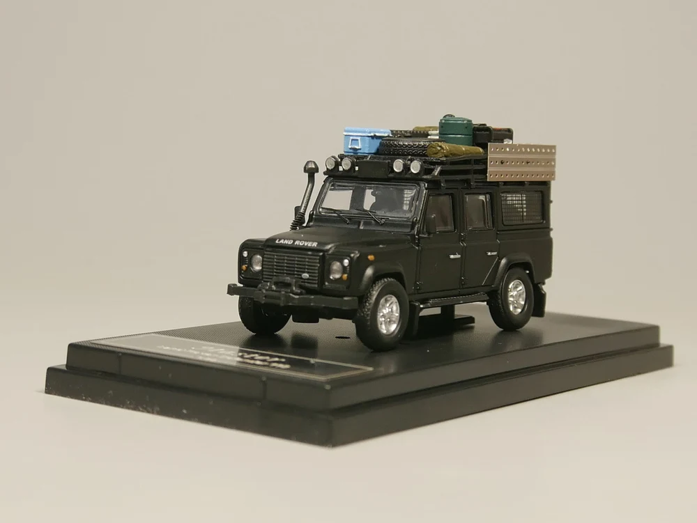 Мастер 1:64 Defender 110 с отлитым под давлением чемоданом автомобилем|Наземный