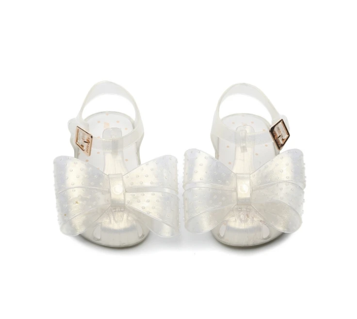 

new Baotou children's shoes 3 snow strip beach shoes breathable jelly soft bottom crystal children's breathable toddler sandals