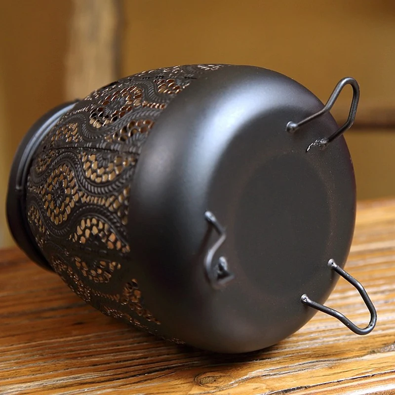 

Hollow Candle Holders Table Metal Candle Holder Garden Lantern Vintage Table Candlestick Candelabra Home Candle Stand Gifts