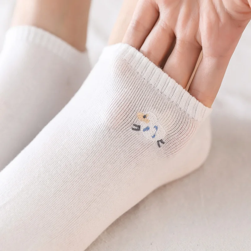 

5 Pairs/Pack Kawaii Embroidered Ankle Socks Women Expression Sheep Funny Cotton EU Size 35-39