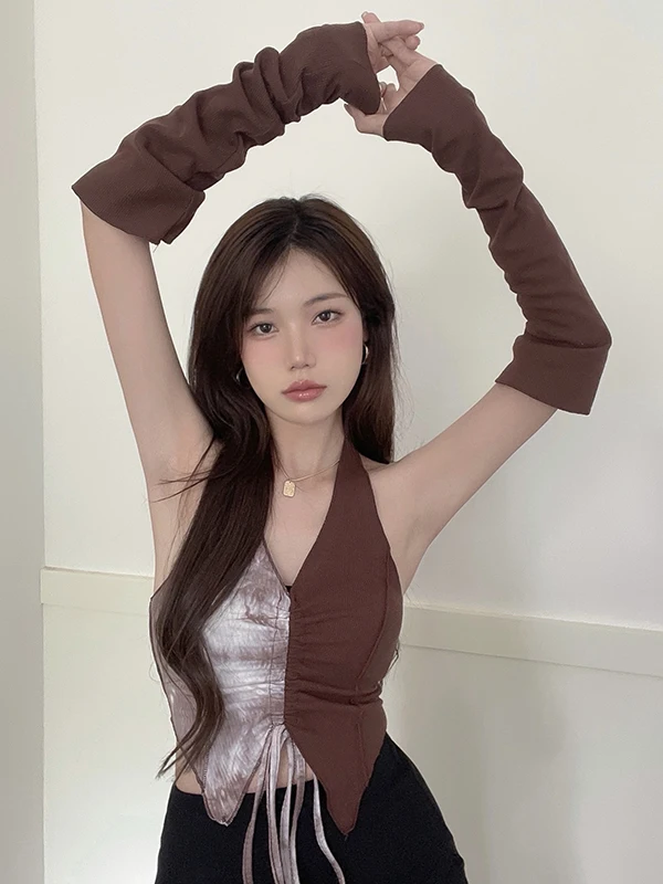 

Spice Girls Retro Crash Neck Strap Girl Wears Off-the-shoulder Strap Sleeve T-shirt Top