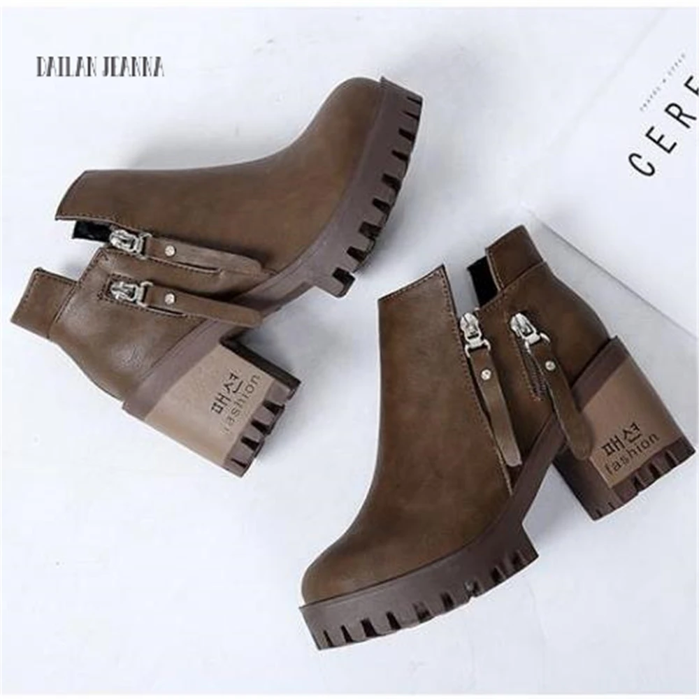 

2021 Popular new spring and autumn women's boots side boots zippers high heels Martin female round heads rough b Korean boots