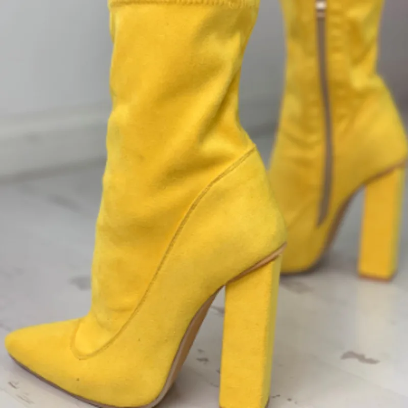 

Women Sexy Mature Suede Short Boots 2021 Spring Autumn Fashion Yellow Thick High Heel Ankle Booties Female Zipper Shoes