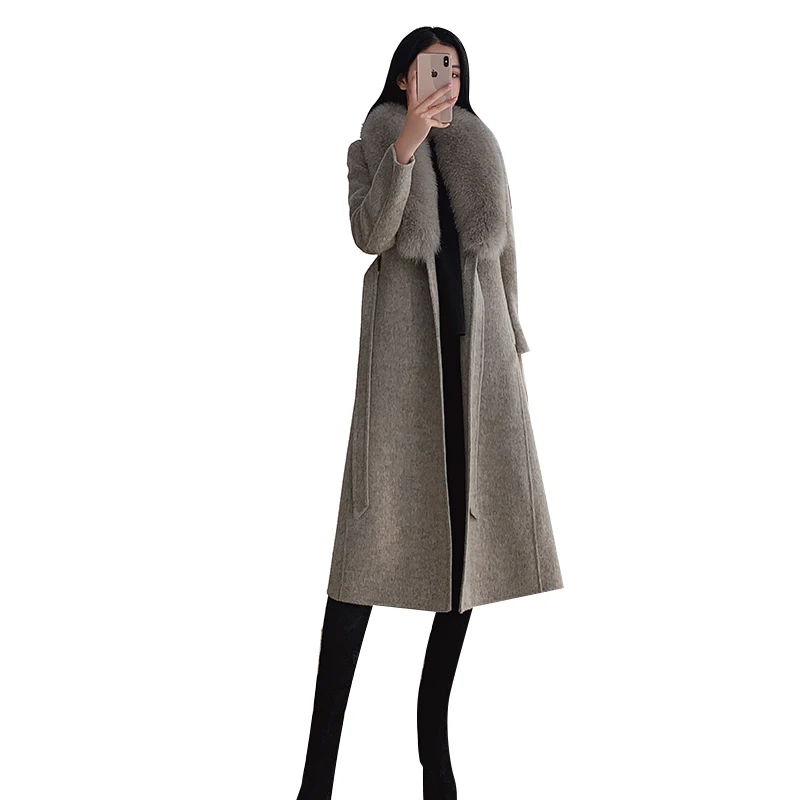Женское кашемировое пальто с воротником из искусственного лисьего меха | Женская