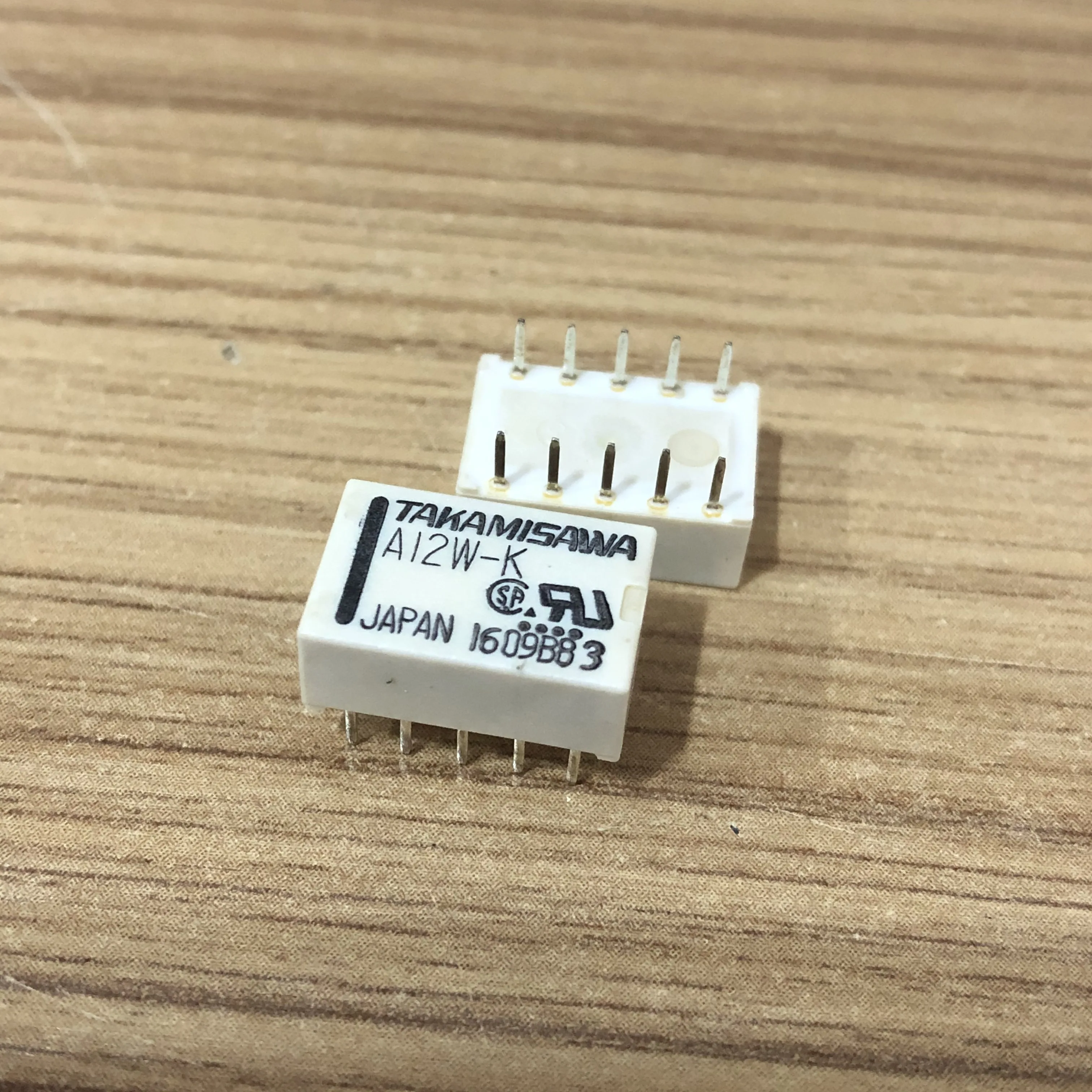 Бесплатная доставка, 10 шт., 100% Φ TAKAMISAWA новое оригинальное реле 12V 10pin, реле сигнала