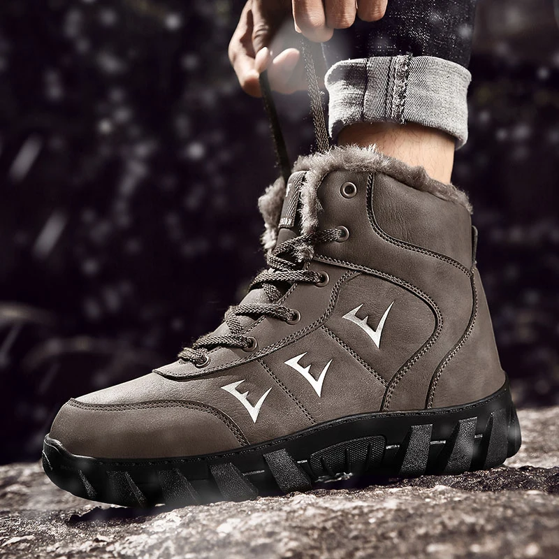 

2020 Winter Hiking Men Boots Inside Fur Outdoor Hunting Boots Man High Top Climbing Shoes For Men Rubber Trekking Sneakers Mens