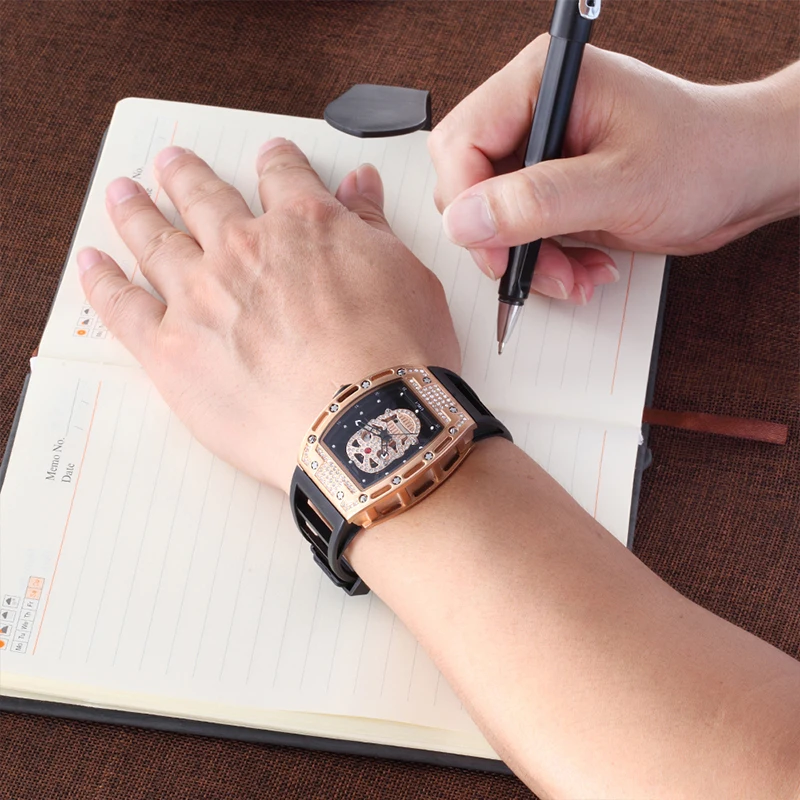 Часы скелетоны пиратские мужские дизайнерские крутые уникальные модные