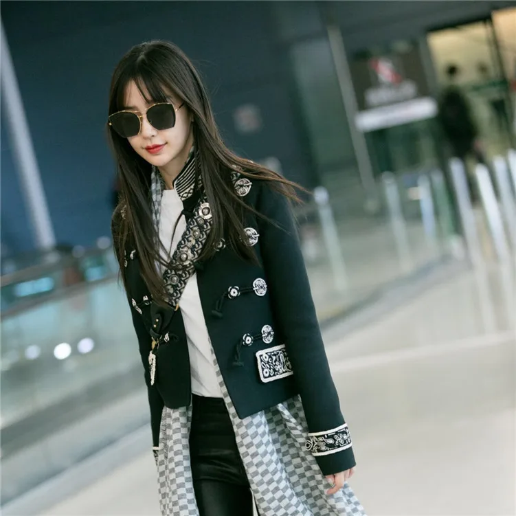 

2019 Spring New Jacket Women Fashion Embroidery Stand Collar Long Sleeve Horn Button Loose Autumn Women Outwears