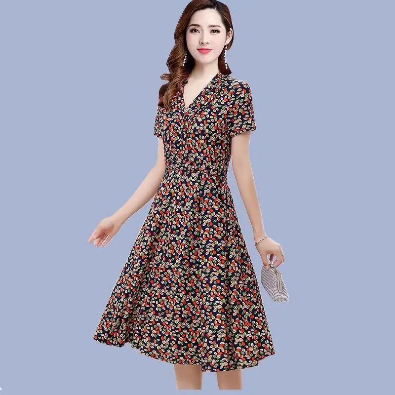 Платье женское ТРАПЕЦИЕВИДНОЕ до колен из хлопка и полиэстера с V-образным