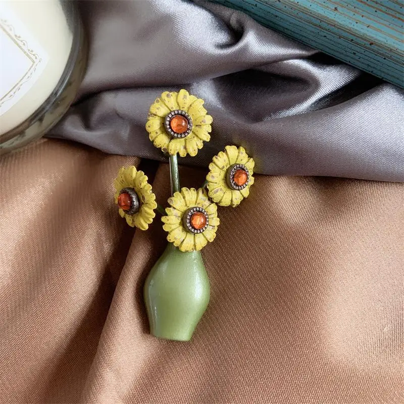 Новый дизайн подсолнухов элегантный кардиган булавка брошь Прямая поставка от