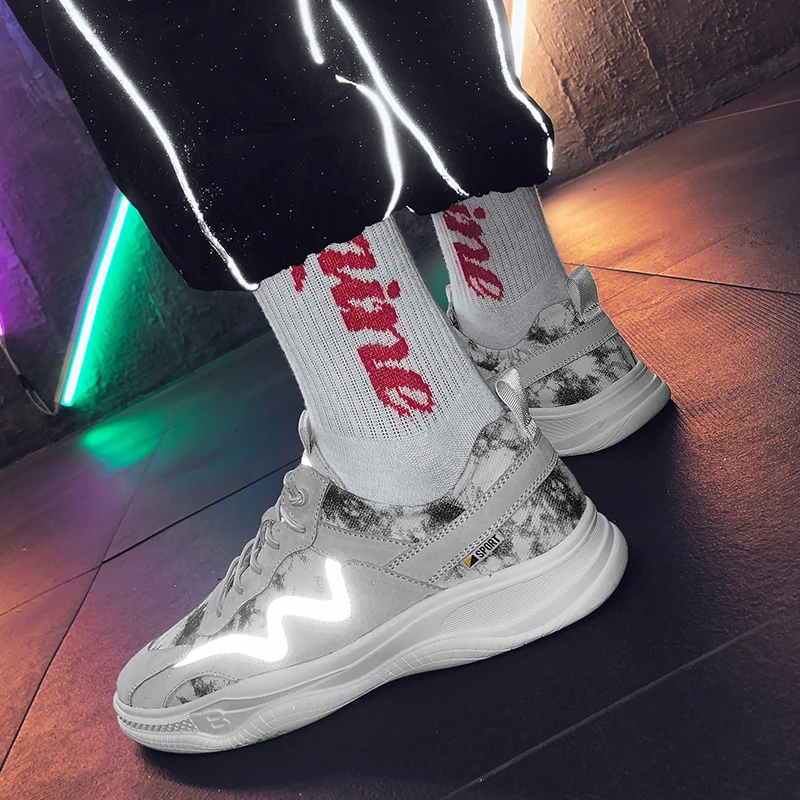 

Newest Spring Men Casual Shoes Breathable Lace Up Men's Flat Shoes Mens Canvas Shoe Fashion Soft Zapatos Male Sneakers Shoes