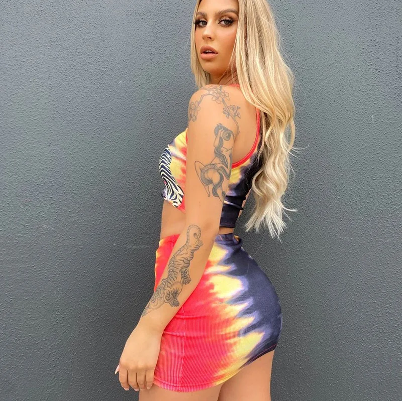 Женский пикантный костюм с жилетом и юбкой модные укороченные топы тигровым