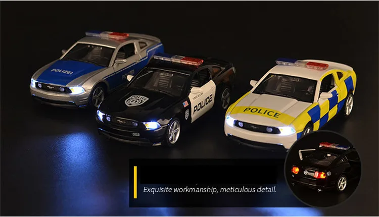 Качество 1:32 Mustang GT Модель из сплава полиции, имитация литья под давлением звук и светильник, игрушка в подарок