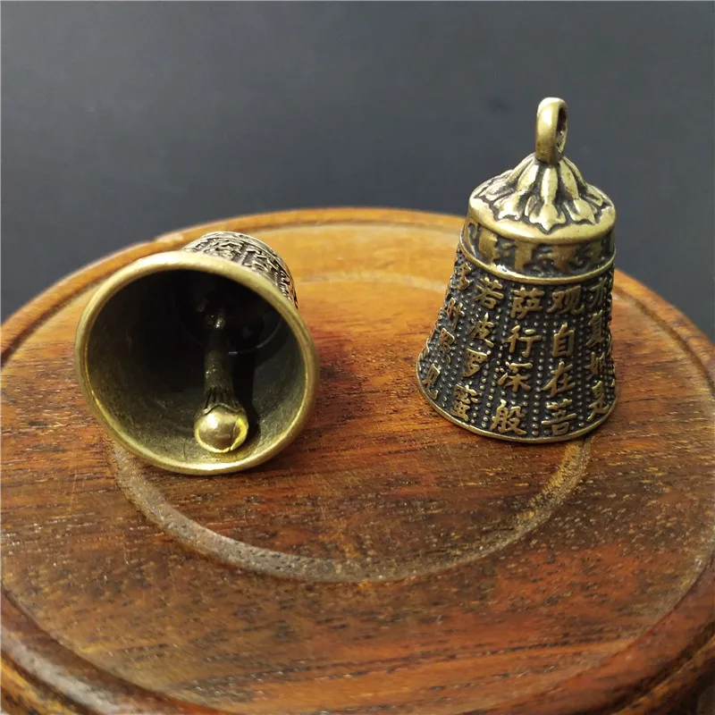 Латунный брелок в форме сердца Гуань Инь Сутра Колокольчик для автомобиля