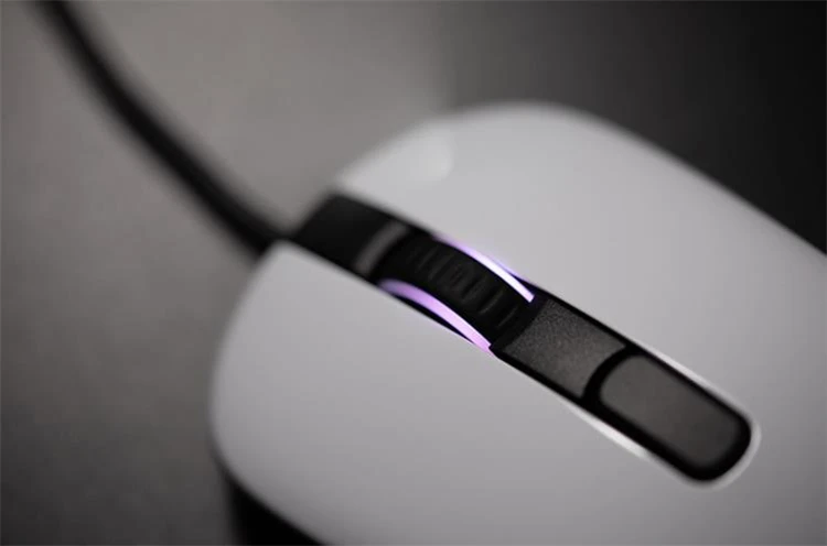 

game mouse wired mouse mirror RGB back photoelectric gaming mouse for LOL CF