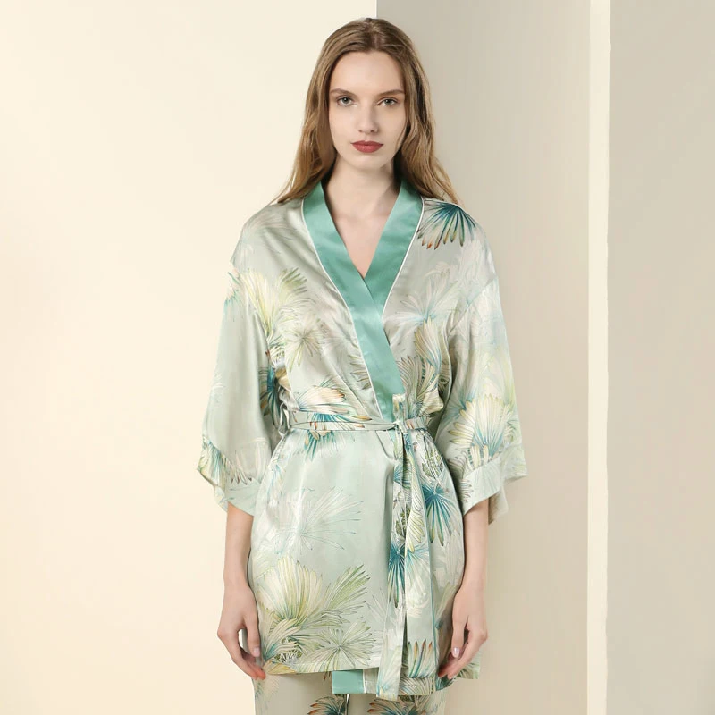 

100% Silk Sleepwear Pajamas Set Women's Silky Sexy Printed Intimate Lingerie Half Sleeve Pijamas Suit Lady's Summer Home Clothes