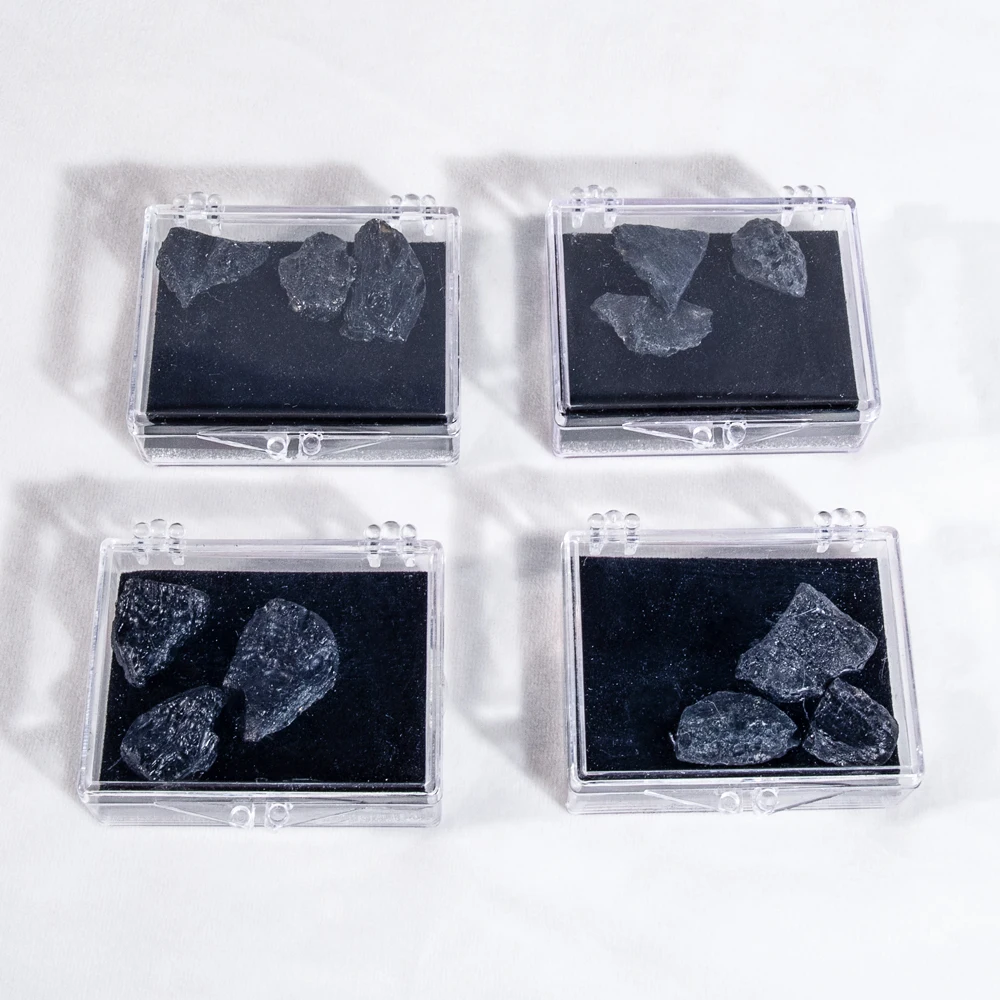 Черный метеорит в 1 коробке фрагменты Tektite Meteor из космического образца