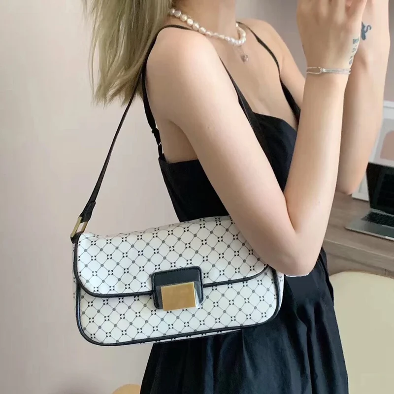 

European and American Luxury Leather Geometry Print Under Ararm Bag 2020 New Color Baguette Bag Fashion Handte Small Square Bag