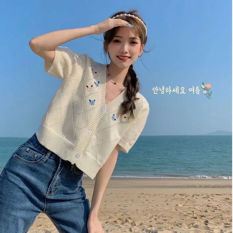 

Новинка Осень 2021 женский свитер Свободный корейский стиль BF Универсальный вязаный клетчатый женский модный топ с коротким рукавом