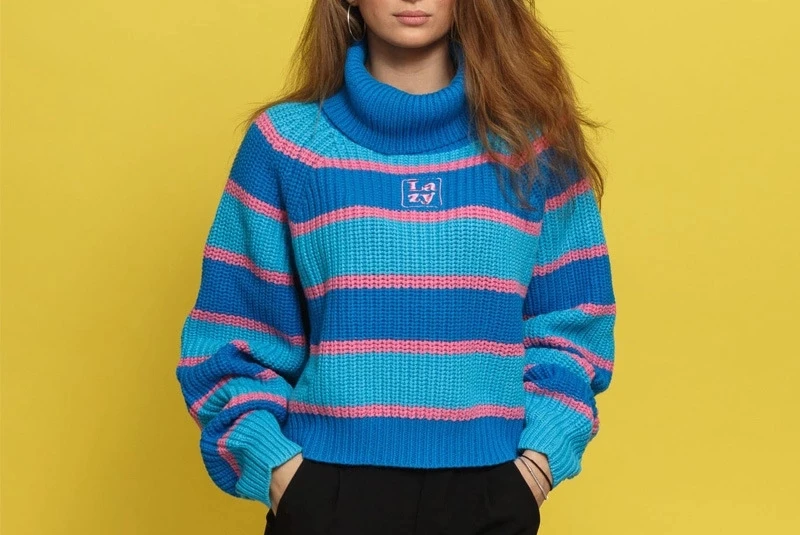 Autumn and winter women's LAZY letters embroidered color striped high collar loose sweater women | Женская одежда