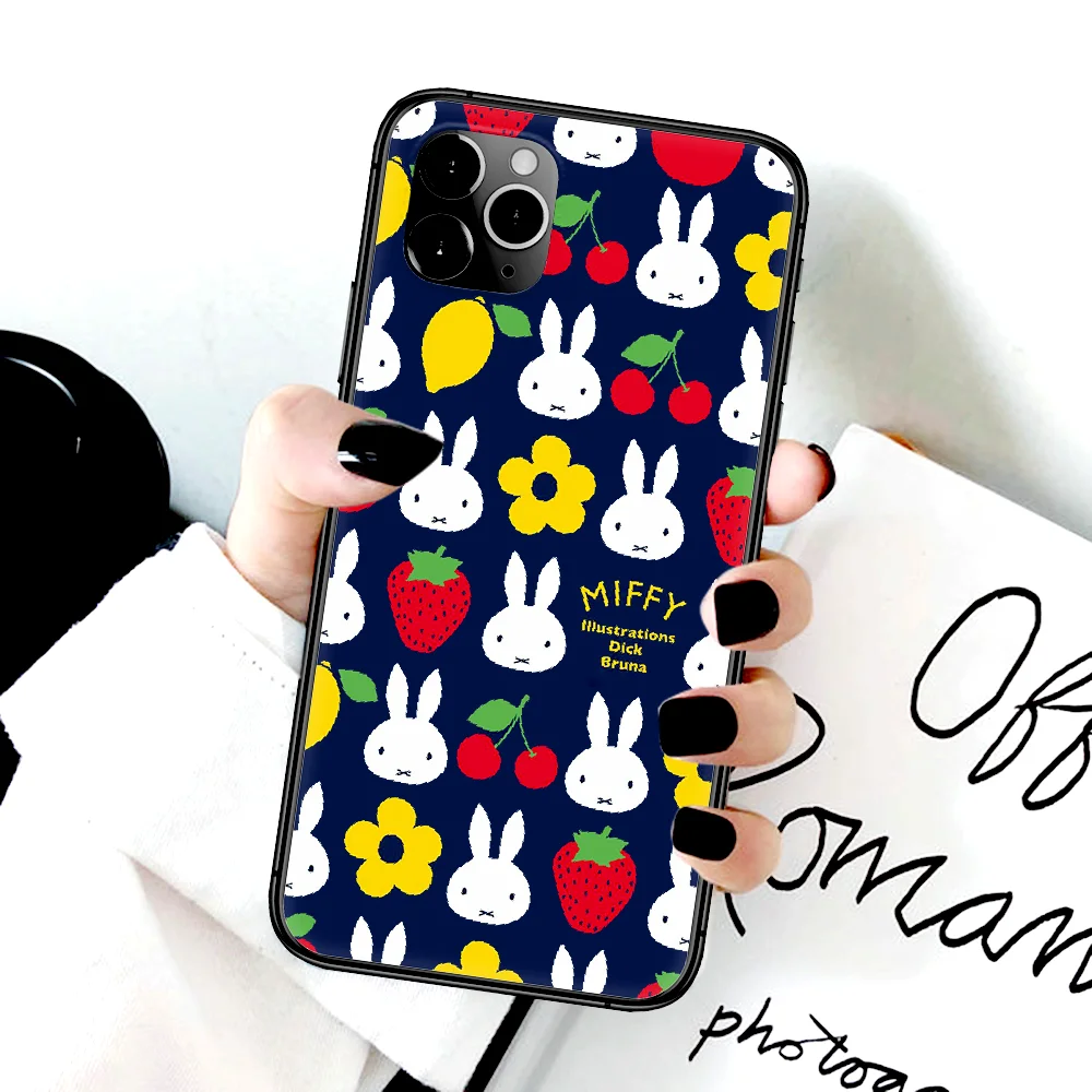 

Art Miffies Cute Bunny Phone Case For Iphone 4 4s 5 5S SE 5C 6 6S 7 8 Plus X XS XR 11 12 Mini Pro Max 2020 black Cover Fashion
