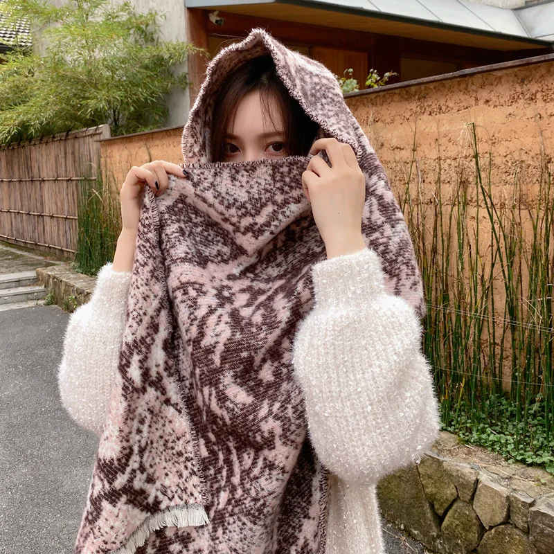 Лучший бренд змеиная кожа зимняя Толстая теплая розовая шаль с кисточками