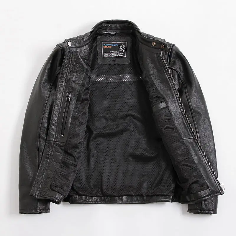 Мужская мотоциклетная куртка черная приталенная из коровьей кожи со стоячим