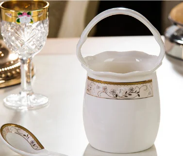 2021 модная посуда домашняя Европейская из костяного фарфора набор посуды с комбинированным золотым краем