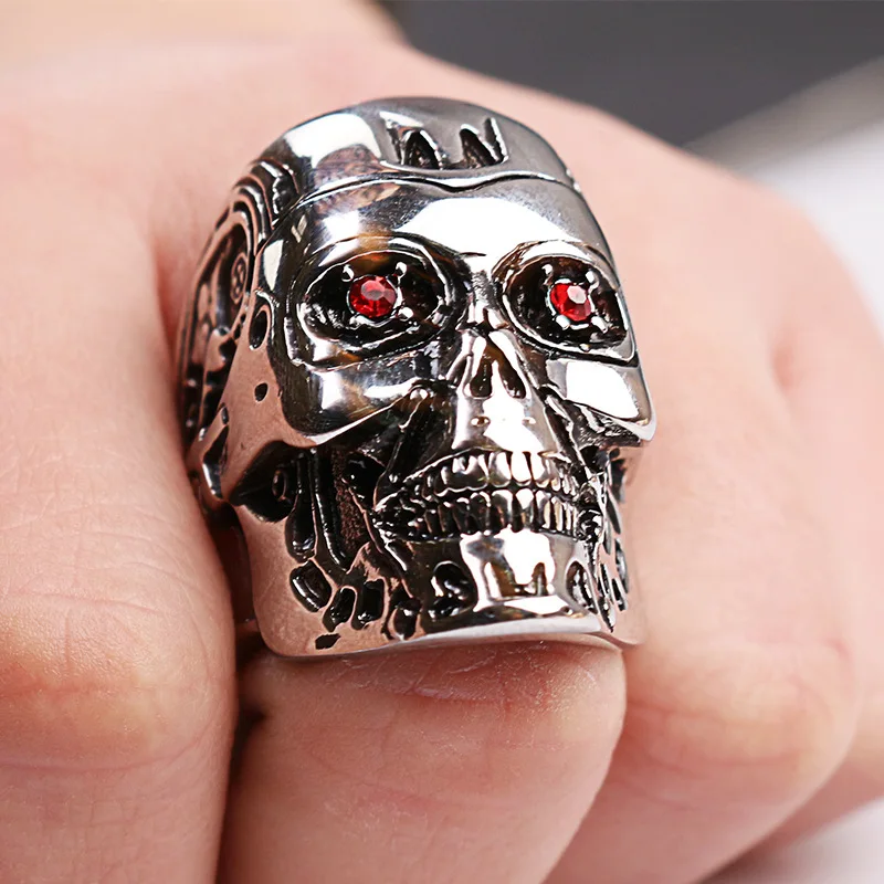 

Hot Sale Terminator Metal Skull Ring Domineering Skull Head Red Crystal Rings Men and Women Retro Gothic Halloween Jewelry Gifts