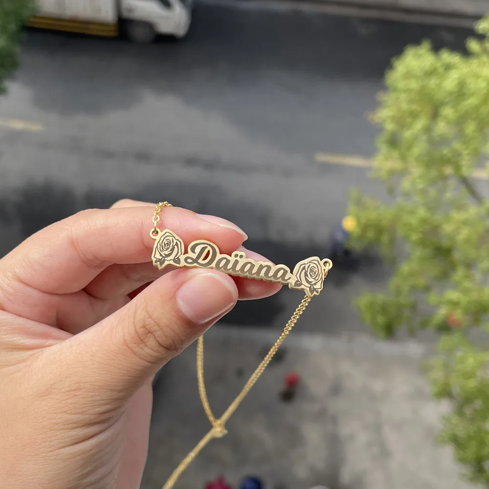 Rose Flower Crown Custom Name Necklace Stainless Steel Vacuum Electroplating Laser Engraving Necklace Hip Hop Nameplate Pendant