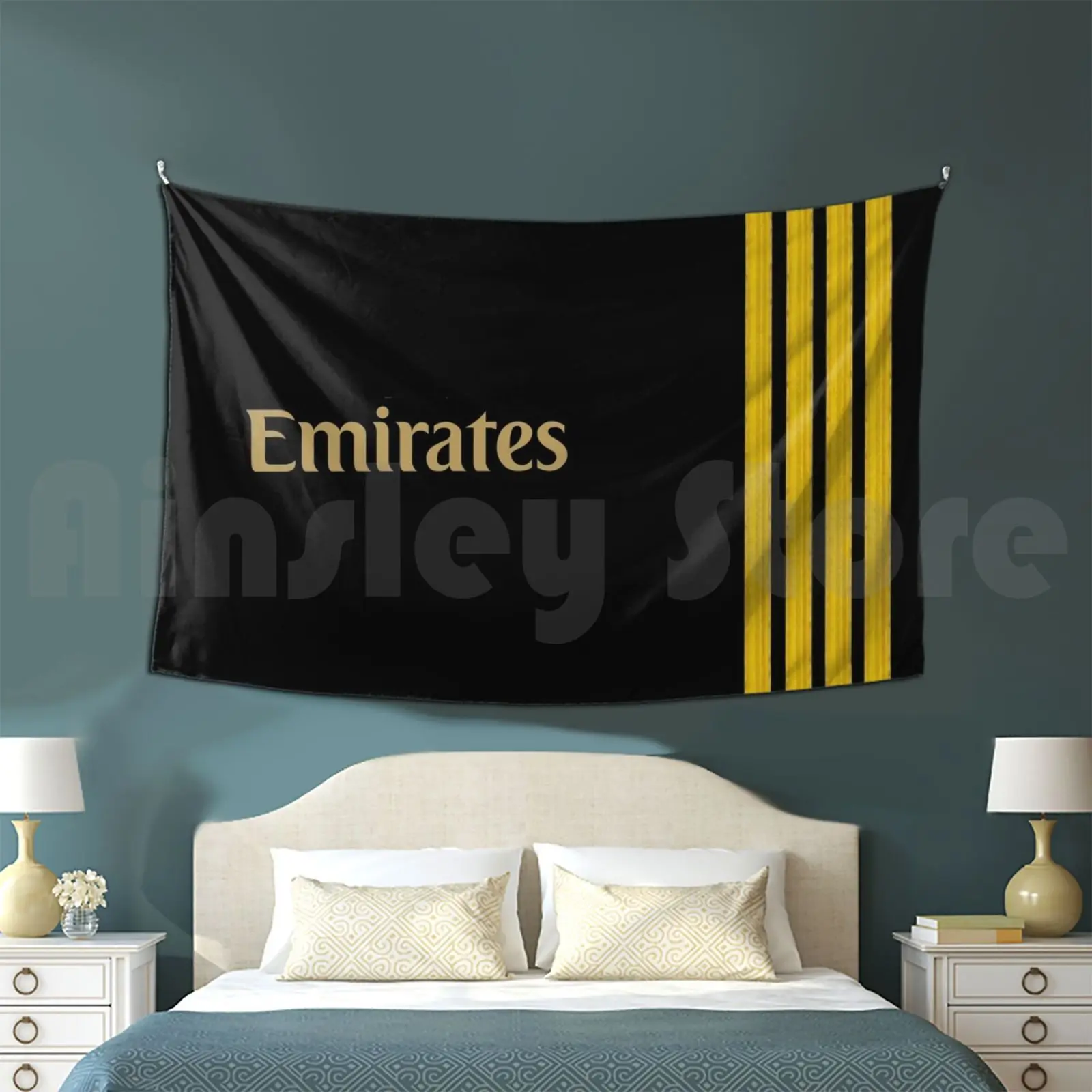 Эмариты эполеты гобелен гостиная спальня пилот Эмираты капитан фотосамолет