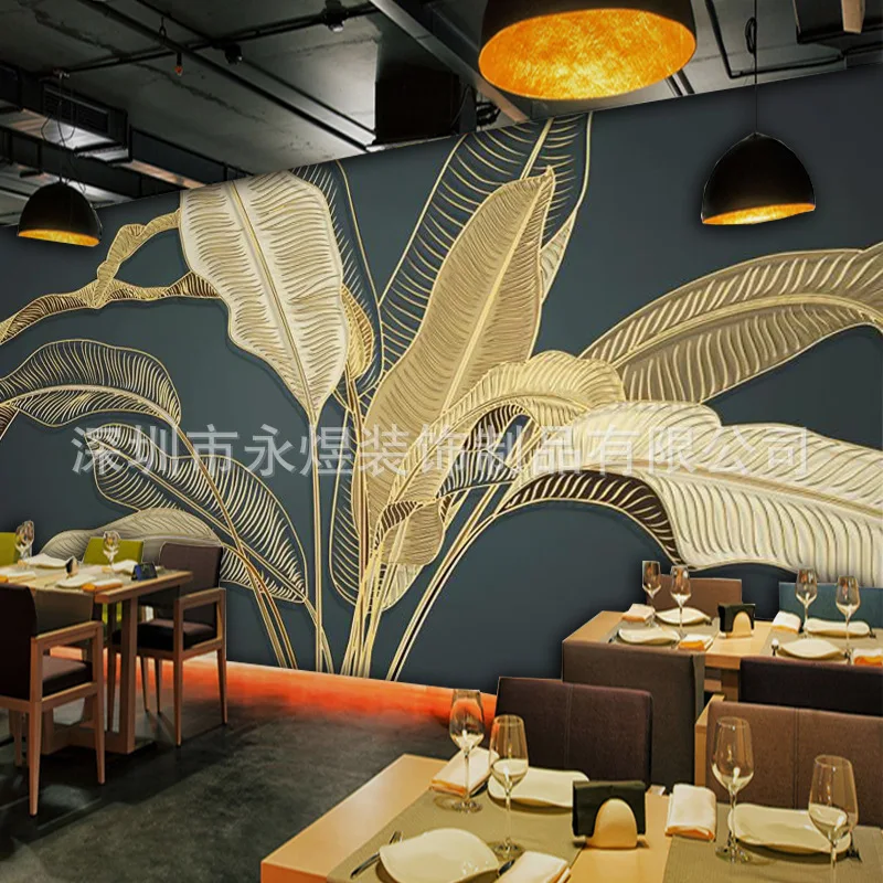 Большая роспись в американском стиле золотые обои виде банановых листьев темный