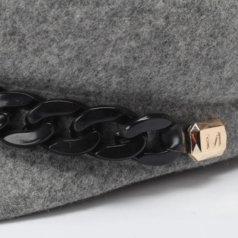 

2021 Disney 100% wool grey black winter hat warm wool hat female fashion chain newsboy hat female
