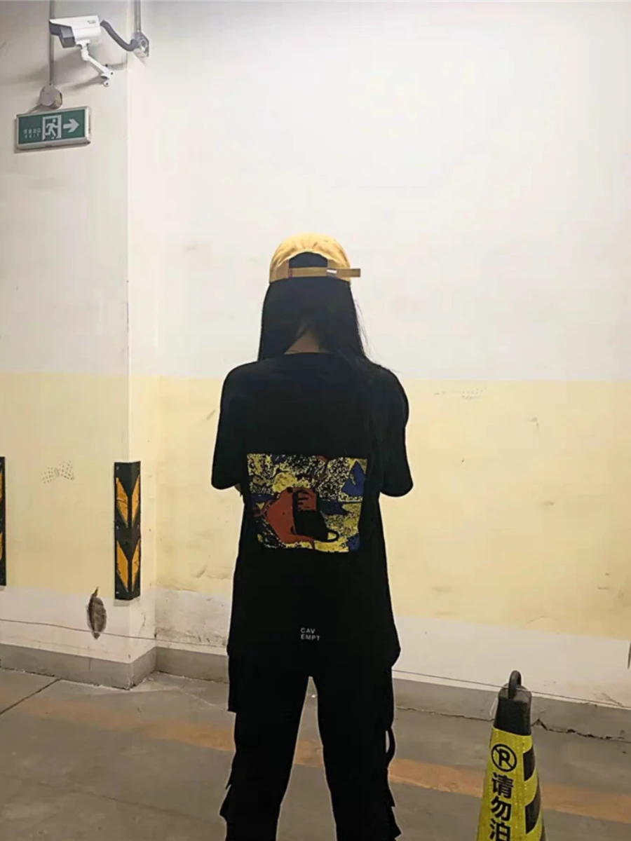 

Summer 2021 Men's and Women's High-quality Casual Round Neck Cotton Print Tattered, Washed and Worn Skeleton Loose Short Sleeves