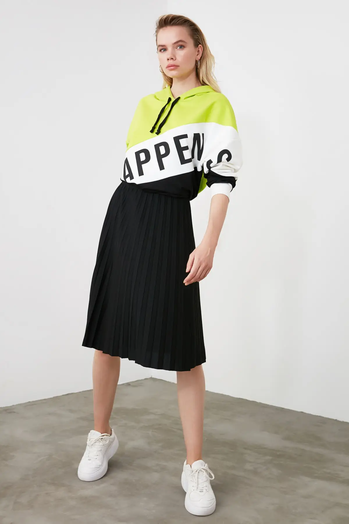 Trendyol Black Pilise Knitted Skirt TWOSS19FV0195 | Женская одежда