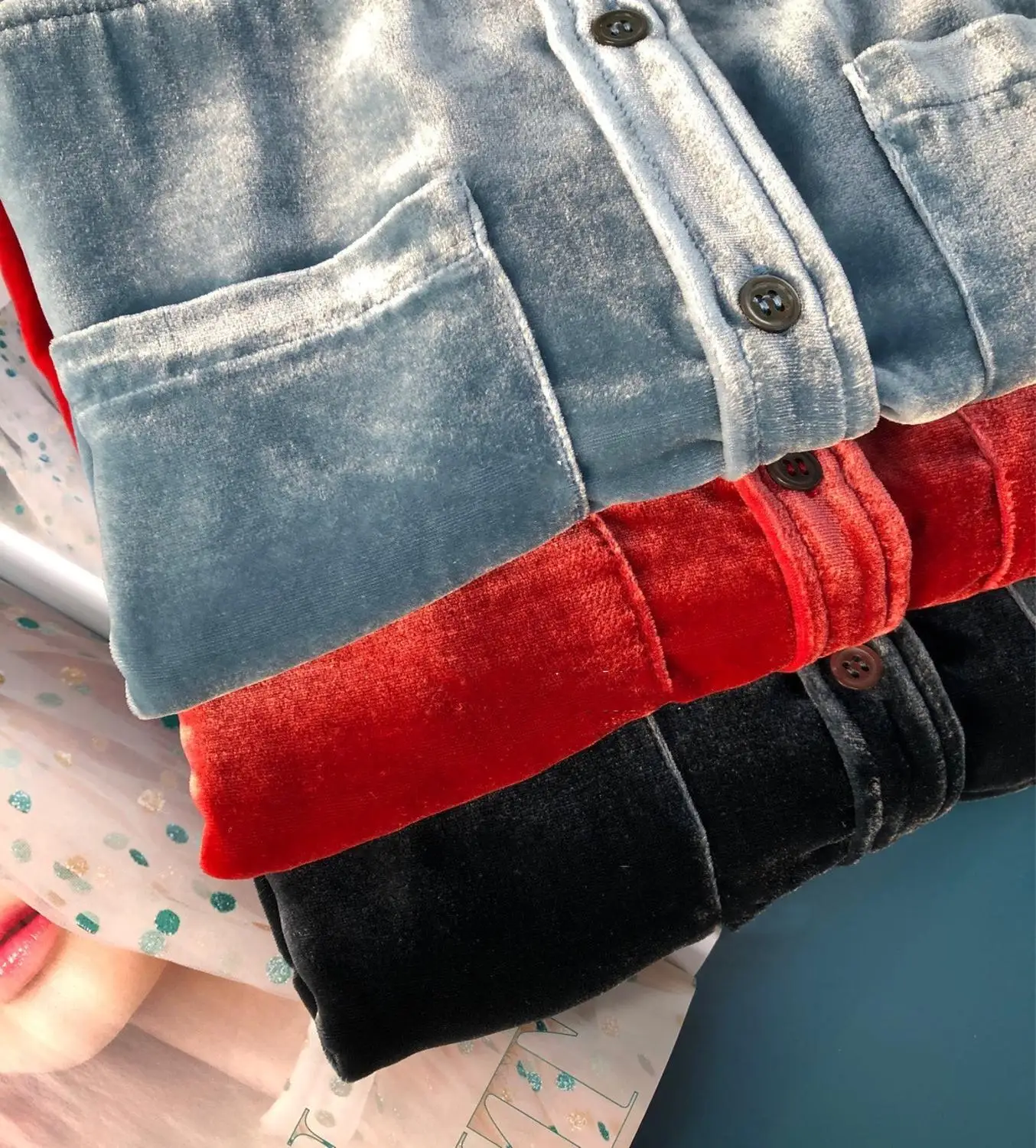 

2020 New Women's Blouse Early Autumn Casual Elegant Long Sleeve Shirt and Top with Double Pockets