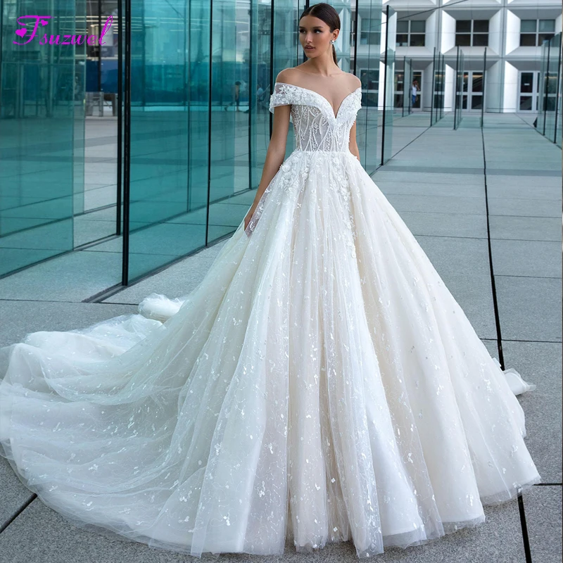 

Fsuzwel Gorgeous Lace Chapel Train A-Line Wedding Dress 2022 Elegant Scoop Neck Beading Appliques Cap Sleeve Vintage Bridal Gown