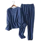 Пижама женская хлопковая с длинным рукавом и V-образным вырезом