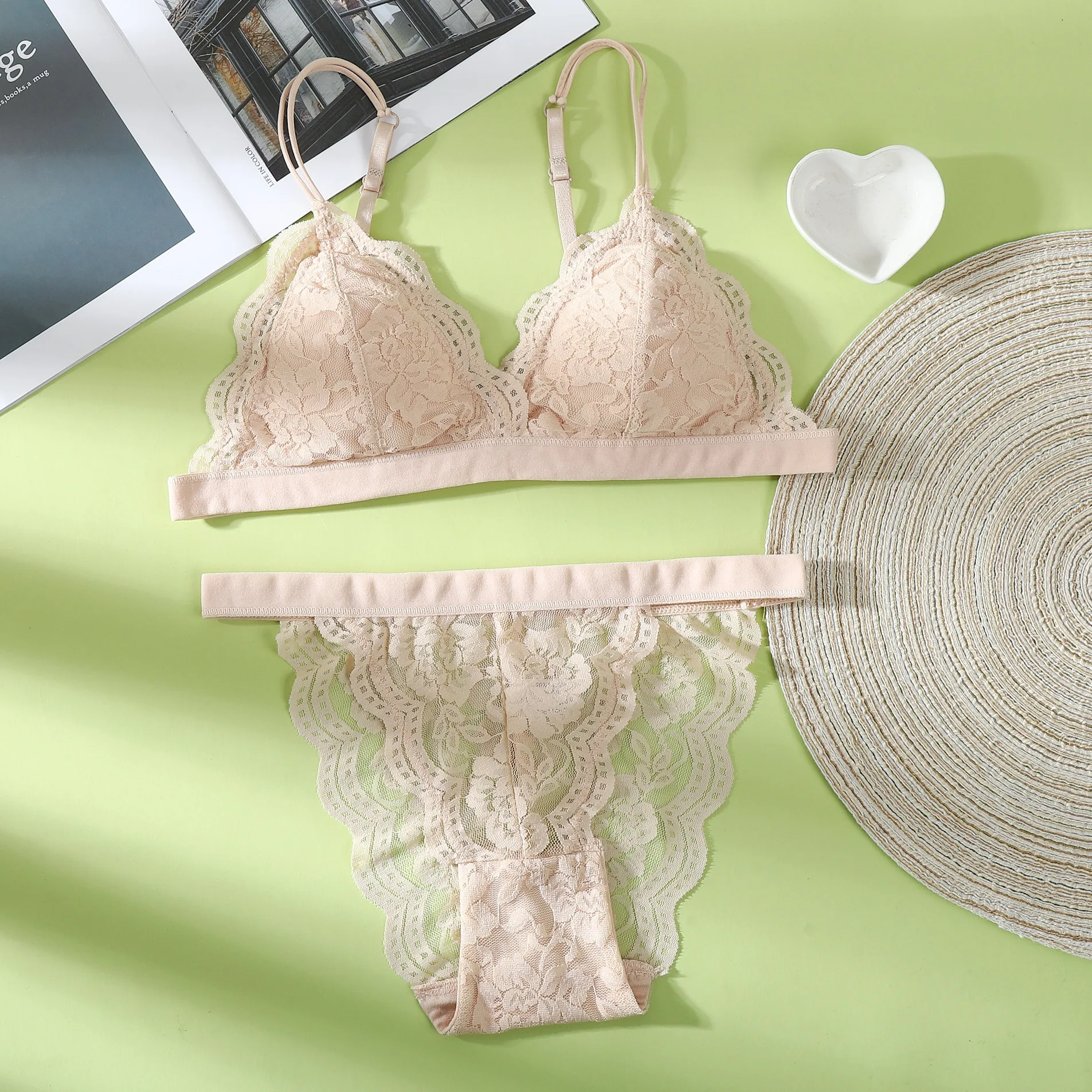 

SALSPOR Sexy Underwear Set Women French Triangle Cup Wireless Lingerie Two-Piece Suit Lace Print Comfortable Bra Suit