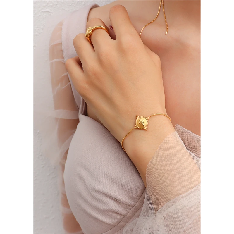 

European Style Polaris Charm Bracelets for Men Women Accessories Fashion Gold Color Stainless Steel Casual Bangles Free Shipping