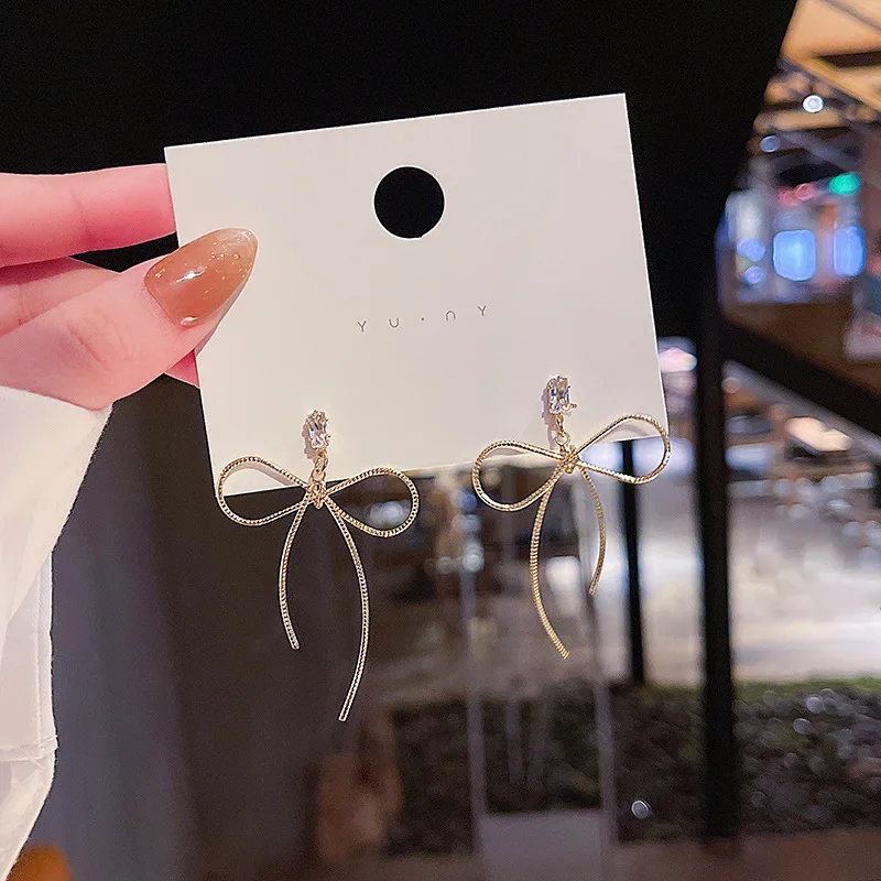 

Wholesale Silver Plated Bow Vintage Stud Earrings Jewelry Gift