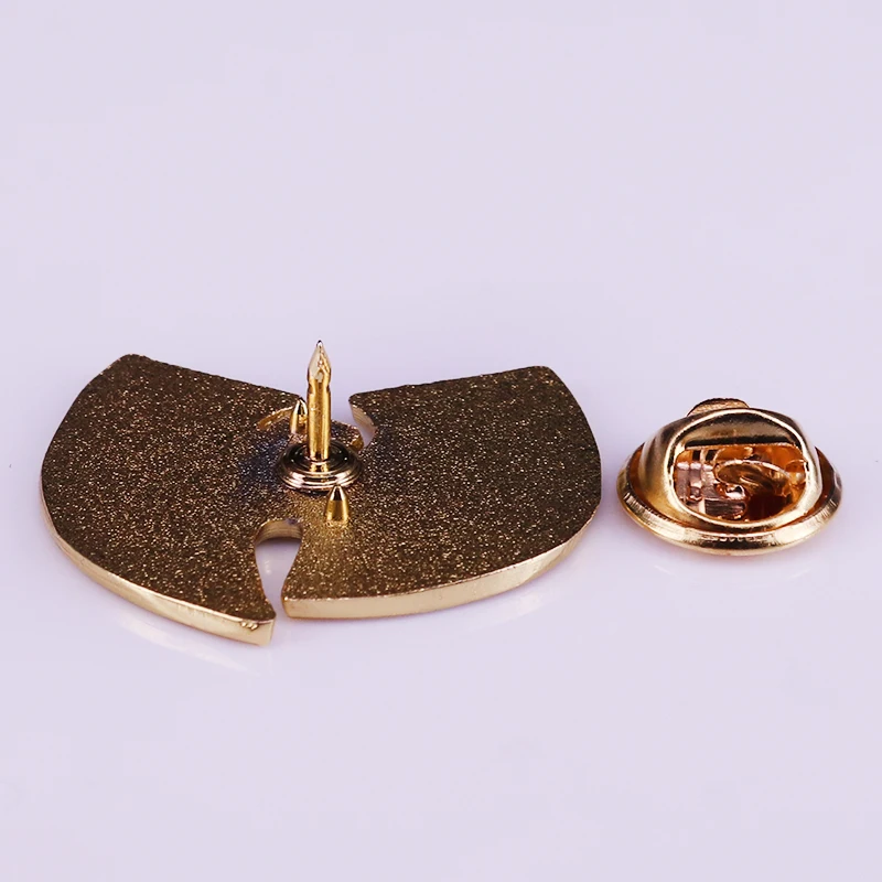 Masta killa pin|Броши| |