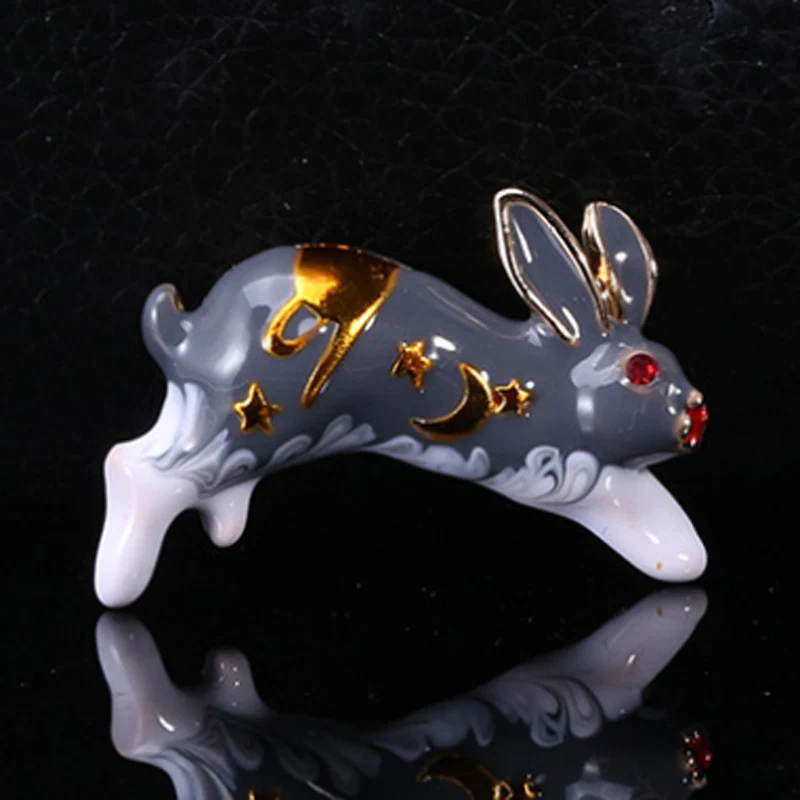 Zlxgirl jewelry fashion cute gold white and gray Enamel rabbit animal brooches women Kids Gifts nice hats jewellery broach
