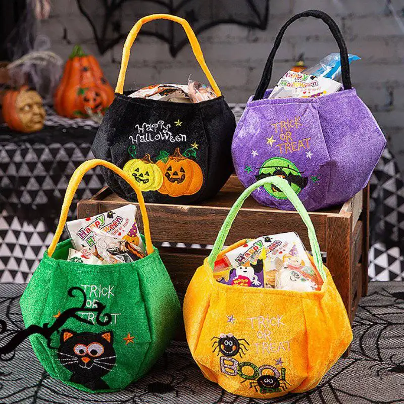 

Halloween Candy Bag Kindergarten Children Candy Chocolate Halloween Pumpkin Tote Bag Spider Scene Layout Decoration