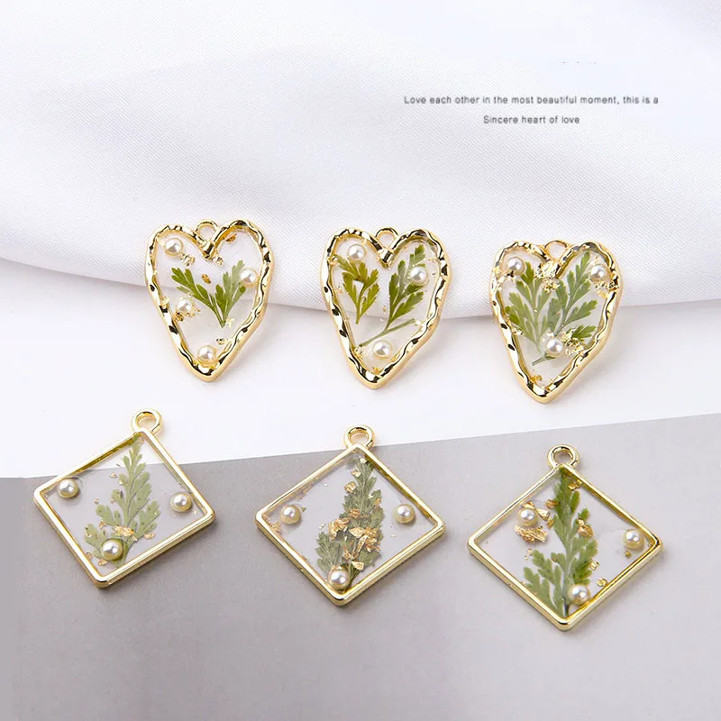 

Min order 20pcs/lot natural dried flowers core geometry rounds/hearts shape alloy floating locket charms diy jewelry accessory