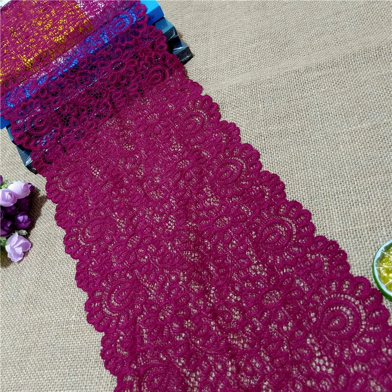 

Высота 21,5 см, эластичная кружевная африканская белая ткань для нижнего белья, подходит для плотного облегающего нижнего белья традиционной...