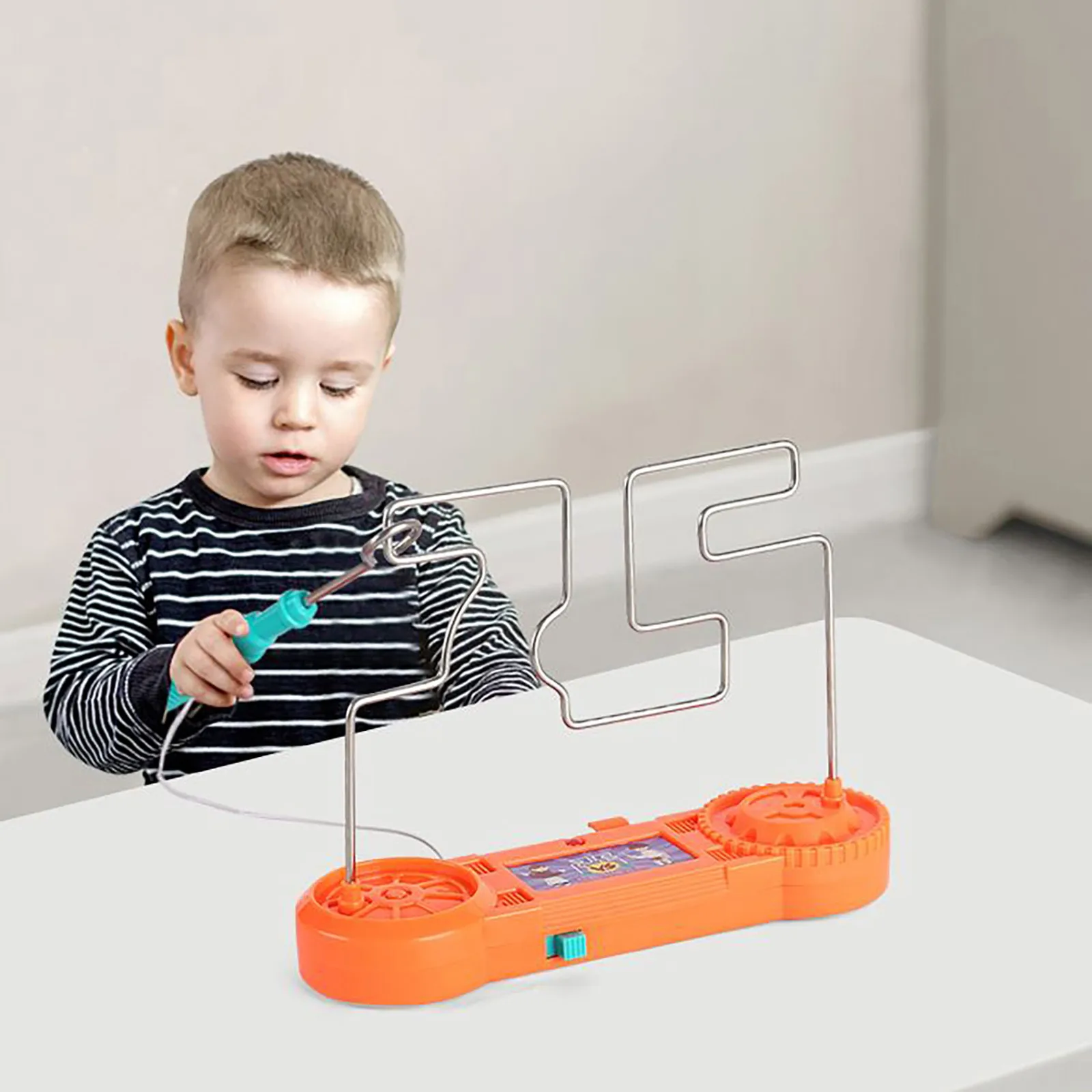 

Игрушка-лабиринт с электрошоком для детей